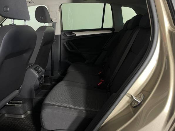 Volkswagen Tiguan II с пробегом 2020 года, цена 2 571 000 рублей, 119878 км, внедорожник, Автокод Объявления
