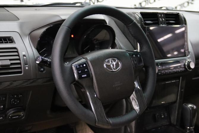 Toyota Land Cruiser Prado 150 Series с пробегом 2012 года, цена 2 540 450 рублей, 197705 км, внедорожник, Автокод Объявления