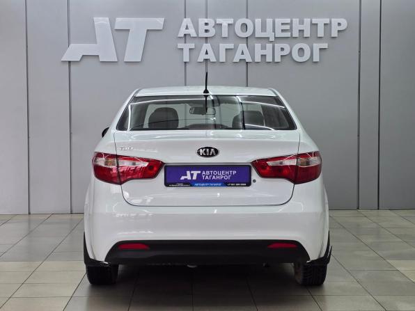 Kia Rio III с пробегом 2013 года, цена 999 000 рублей, 157300 км, седан, Автокод Объявления