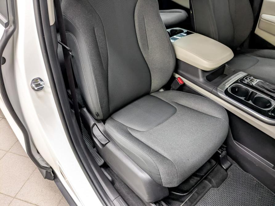 Kia Carnival IV Москва  - изображение 25