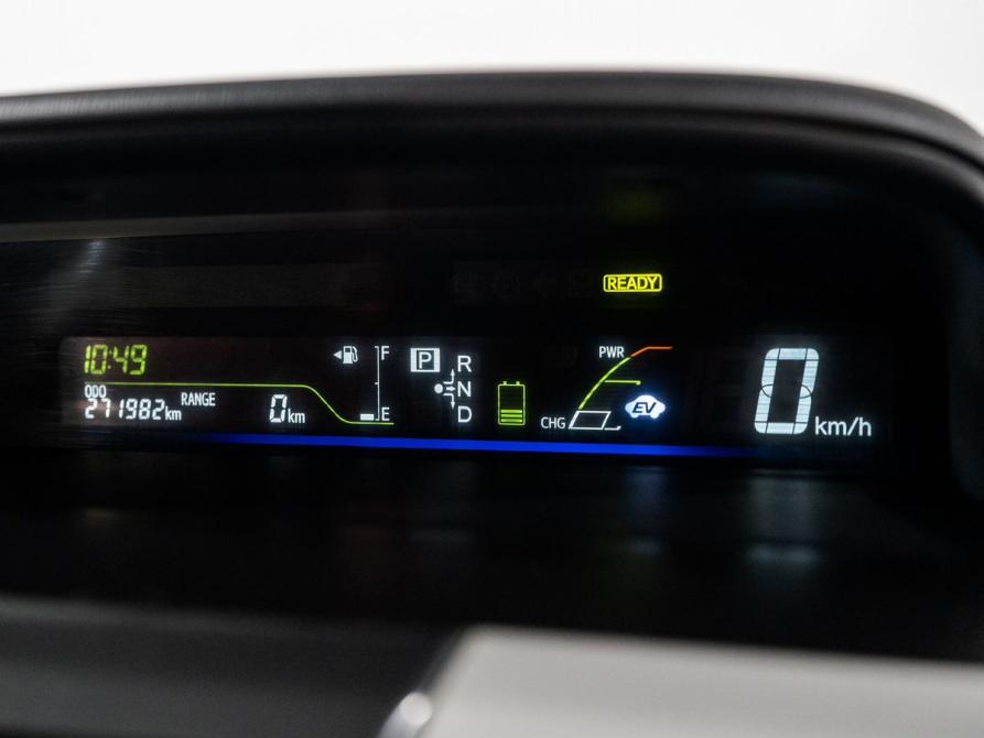 Toyota Prius Alpha I (ZVW40/41) Иркутск  - изображение 10