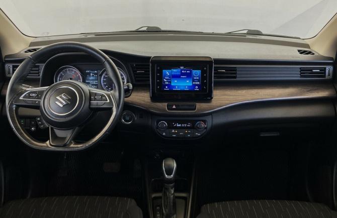 Suzuki Ertiga II Рестайлинг с пробегом 2022 года, цена 2 050 000 рублей, 57060 км, минивэн, Автокод Объявления