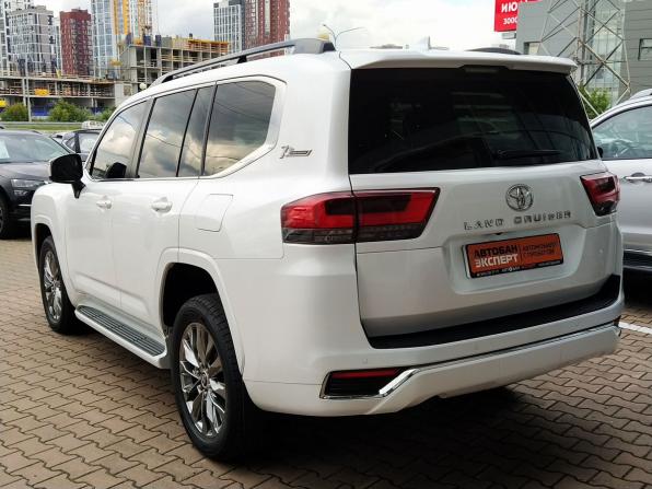 Toyota Land Cruiser 300 Series с пробегом 2021 года, цена 9 000 000 рублей, 156000 км, внедорожник, Автокод Объявления