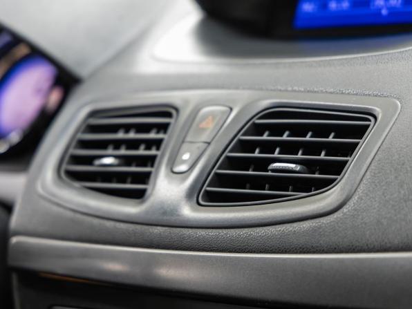 Renault Fluence I с пробегом 2013 года, цена 628 000 рублей, 209728 км, седан, Автокод Объявления