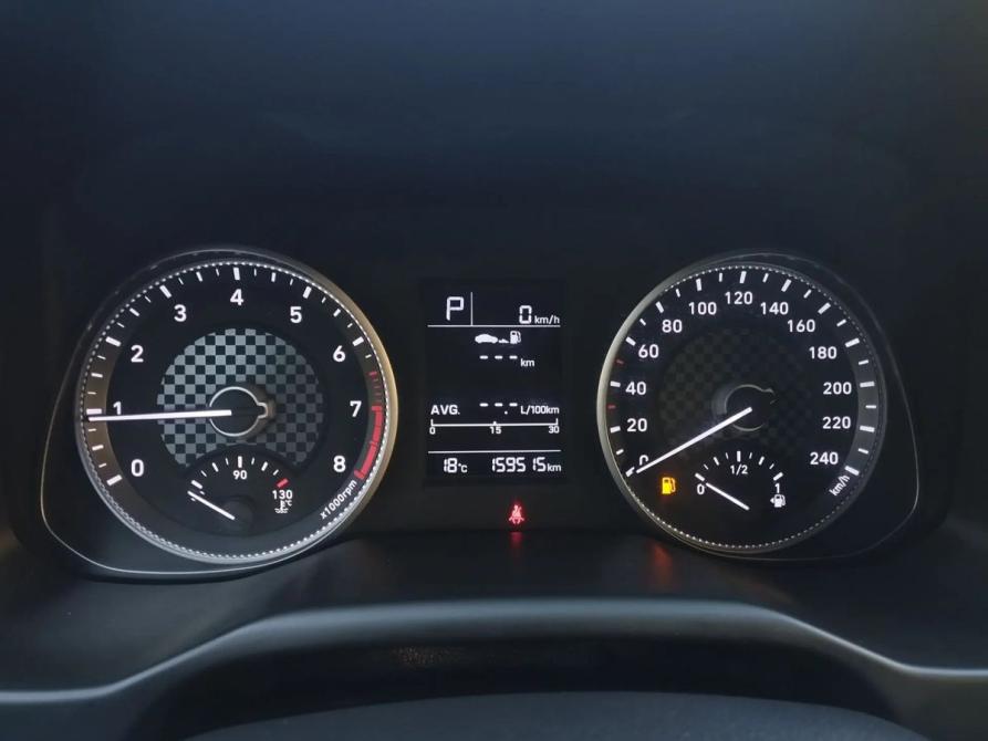 Hyundai Elantra VI (AD) Рестайлинг Екатеринбург  - изображение 33