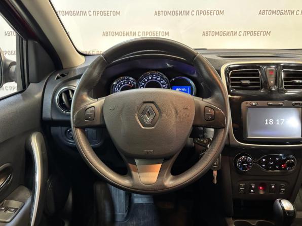 Renault Sandero II с пробегом 2018 года, цена 999 000 рублей, 181379 км, хэтчбек, Автокод Объявления