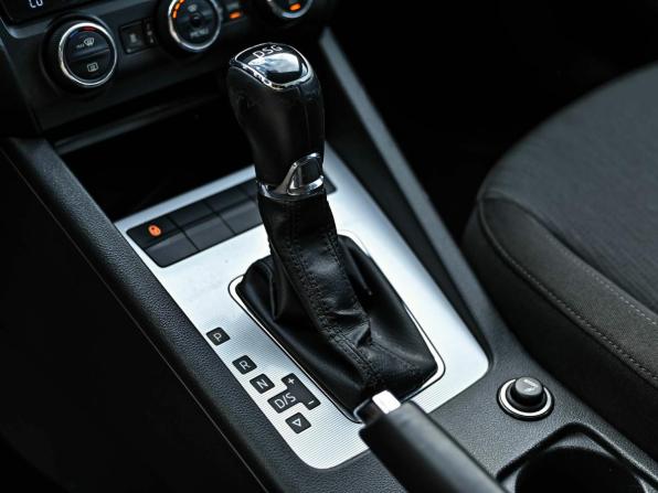 Skoda Octavia III (A7) с пробегом 2016 года, цена 1 330 000 рублей, 223262 км, лифтбек, Автокод Объявления