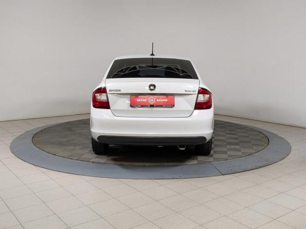 Skoda Rapid I Рестайлинг с пробегом 2019 года, цена 1 364 500 рублей, 90000 км, лифтбек, Автокод Объявления
