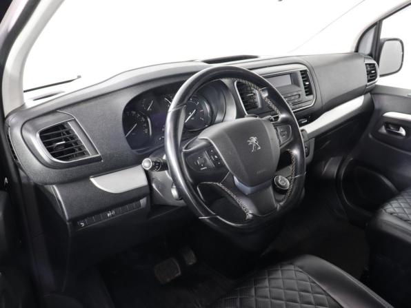 Peugeot Traveller I с пробегом 2019 года, цена 2 450 000 рублей, 223721 км, минивэн, Автокод Объявления