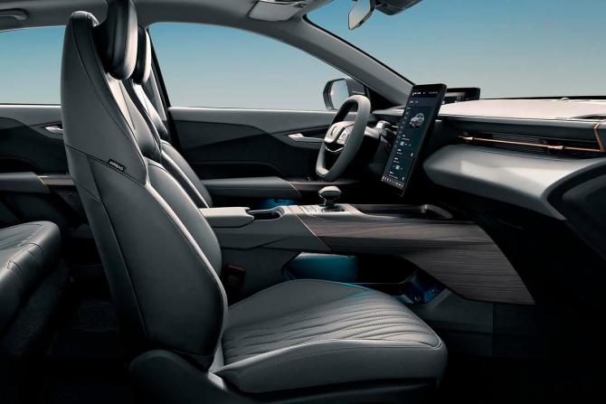 Новый Changan Lamore 2024 года, цена 2 579 900 рублей, седан, Автокод Объявления