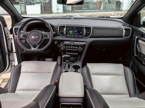 Kia Sportage IV с пробегом 2018 года, цена 1 525 000 рублей, 104000 км, внедорожник, Автокод Объявления