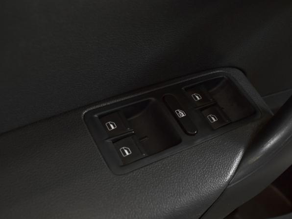 Volkswagen Polo V Рестайлинг с пробегом 2017 года, цена 799 995 рублей, 314007 км, седан, Автокод Объявления