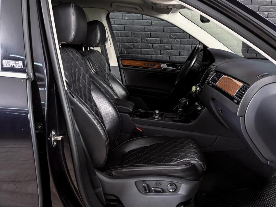 Volkswagen Touareg II Рестайлинг Екатеринбург  - изображение 11