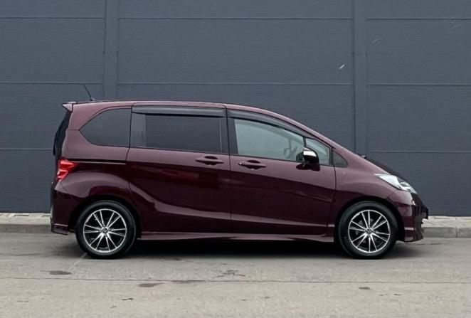 Honda Freed I с пробегом 2009 года, цена 860 000 рублей, 186294 км, компактвэн, Автокод Объявления