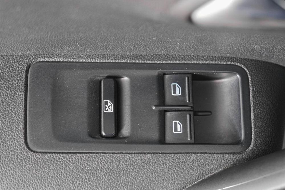 Volkswagen Polo V Рестайлинг Кемерово  - изображение 22