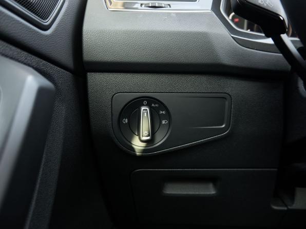 Volkswagen Tiguan II Рестайлинг с пробегом 2021 года, цена 3 068 000 рублей, 140095 км, внедорожник, Автокод Объявления