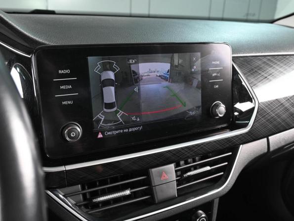 Volkswagen Polo VI с пробегом 2021 года, цена 1 629 000 рублей, 61292 км, лифтбек, Автокод Объявления