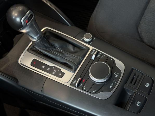 Audi A3 III (8V) с пробегом 2014 года, цена 1 190 000 рублей, 179000 км, седан, Автокод Объявления
