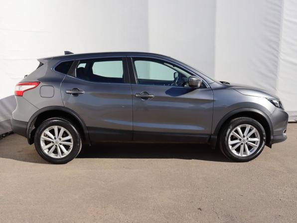 Nissan Qashqai II с пробегом 2017 года, цена 1 570 000 рублей, 129606 км, внедорожник, Автокод Объявления