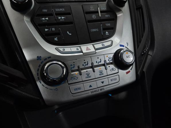 Chevrolet Equinox II с пробегом 2011 года, цена 800 000 рублей, 191377 км, внедорожник, Автокод Объявления