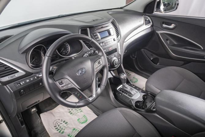 Hyundai Santa Fe III Рестайлинг с пробегом 2015 года, цена 1 999 000 рублей, 134000 км, внедорожник, Автокод Объявления