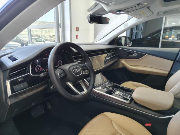 Audi Q8 I (4M) с пробегом 2019 года, цена 5 500 000 рублей, 44931 км, внедорожник, Автокод Объявления