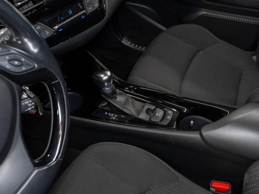Toyota C-HR I Москва  - изображение 15