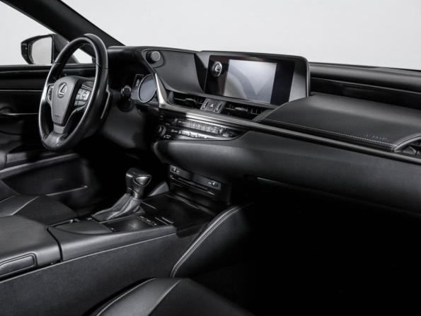 Lexus ES VII с пробегом 2019 года, цена 3 100 000 рублей, 154419 км, седан, Автокод Объявления