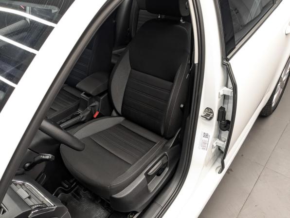 Skoda Octavia III (A7) Рестайлинг с пробегом 2019 года, цена 1 890 000 рублей, 66632 км, лифтбек, Автокод Объявления