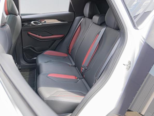 Geely Coolray I Рестайлинг с пробегом 2024 года, цена 2 294 000 рублей, 9480 км, внедорожник, Автокод Объявления