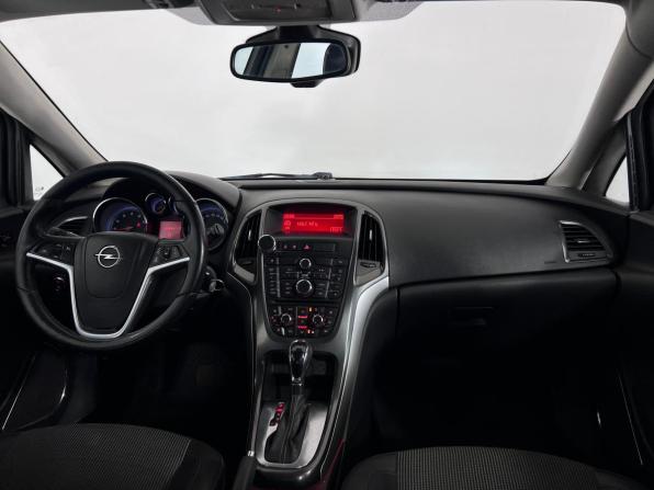 Opel Astra J с пробегом 2011 года, цена 650 000 рублей, 212538 км, хэтчбек, Автокод Объявления
