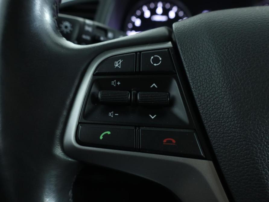 Hyundai Elantra VI (AD) Москва  - изображение 10
