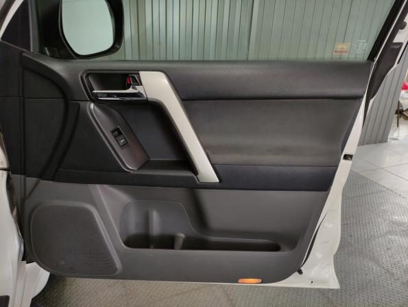 Toyota Land Cruiser Prado 150 Series с пробегом 2011 года, цена 2 590 000 рублей, 196530 км, внедорожник, Автокод Объявления