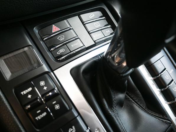Porsche Macan I Рестайлинг с пробегом 2018 года, цена 3 749 900 рублей, 157000 км, внедорожник, Автокод Объявления
