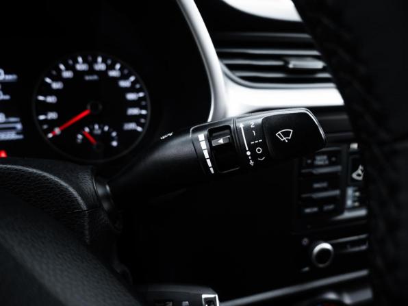 Kia Rio IV Рестайлинг с пробегом 2021 года, цена 1 285 000 рублей, 89666 км, седан, Автокод Объявления