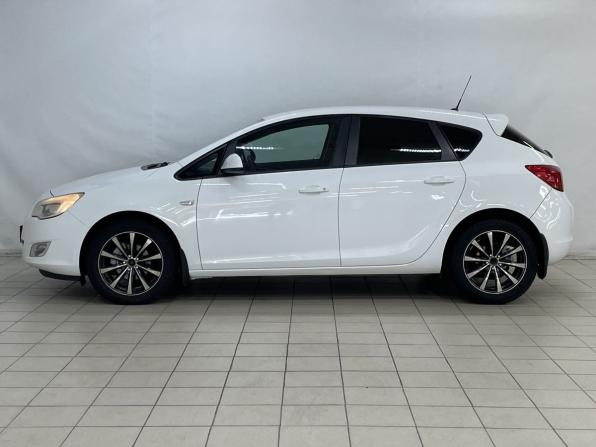 Opel Astra J с пробегом 2011 года, цена 800 000 рублей, 150587 км, хэтчбек, Автокод Объявления