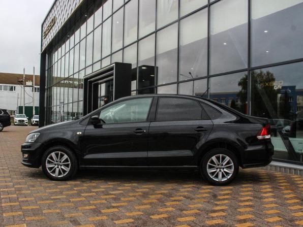 Volkswagen Polo V Рестайлинг с пробегом 2015 года, цена 827 000 рублей, 173530 км, седан, Автокод Объявления