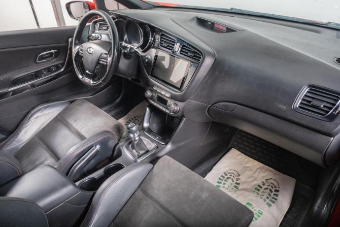 Kia Ceed GT II с пробегом 2014 года, цена 1 269 000 рублей, 190000 км, хэтчбек, Автокод Объявления