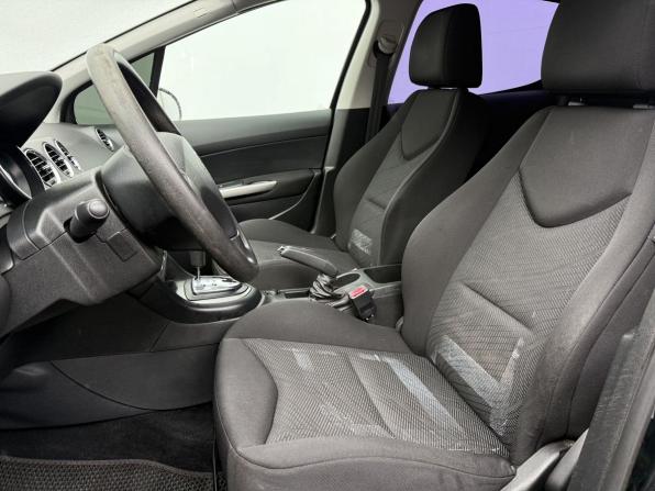 Peugeot 308 I с пробегом 2010 года, цена 450 000 рублей, 182840 км, хэтчбек, Автокод Объявления
