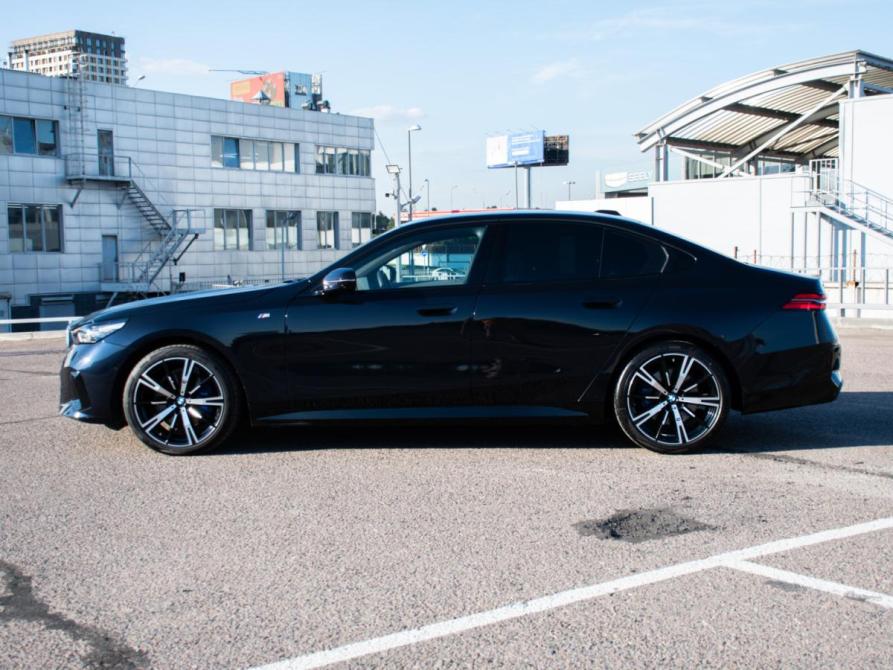BMW 5 серии VIII (G60/G61/G68) Москва  - изображение 9