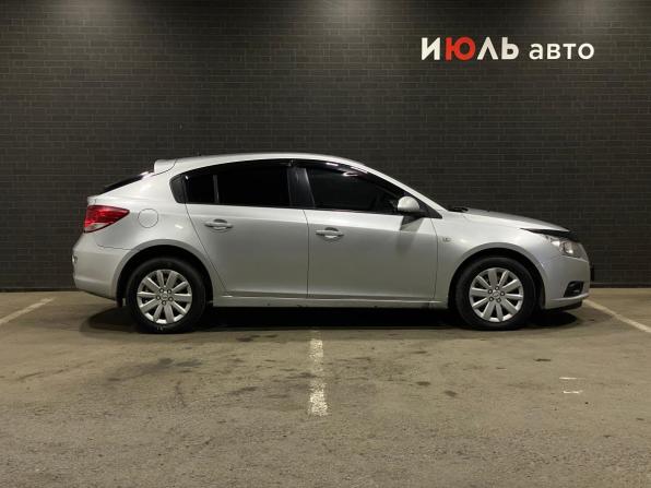 Chevrolet Cruze I Рестайлинг с пробегом 2012 года, цена 620 000 рублей, 190017 км, хэтчбек, Автокод Объявления