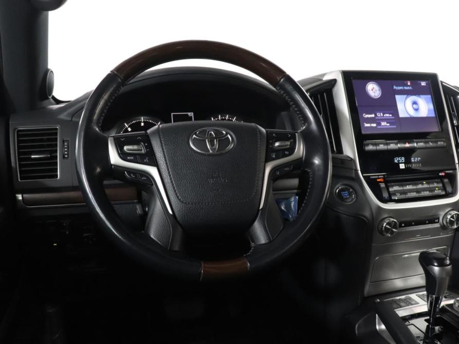 Toyota Land Cruiser 200 Series Рестайлинг 2 Москва  - изображение 19