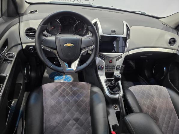 Chevrolet Cruze I Рестайлинг с пробегом 2015 года, цена 839 000 рублей, 163566 км, хэтчбек, Автокод Объявления