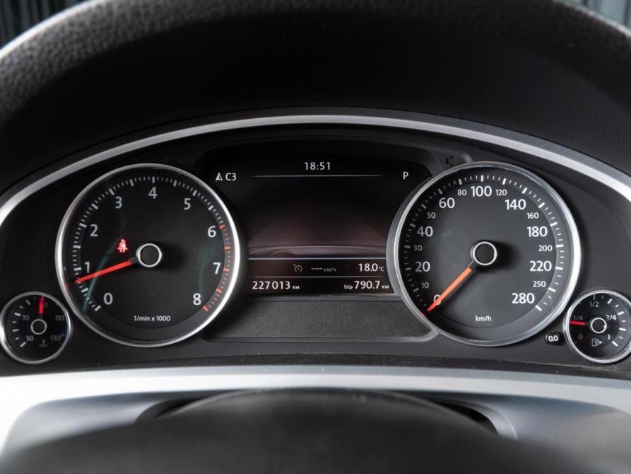 Volkswagen Touareg II Волгоград  - изображение 12