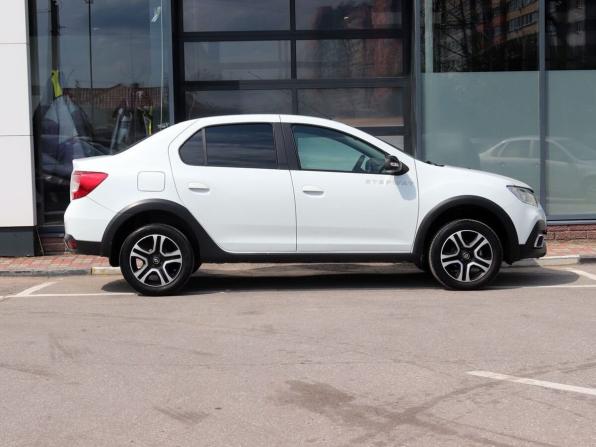 Renault Logan II Рестайлинг с пробегом 2019 года, цена 1 109 000 рублей, 120000 км, седан, Автокод Объявления