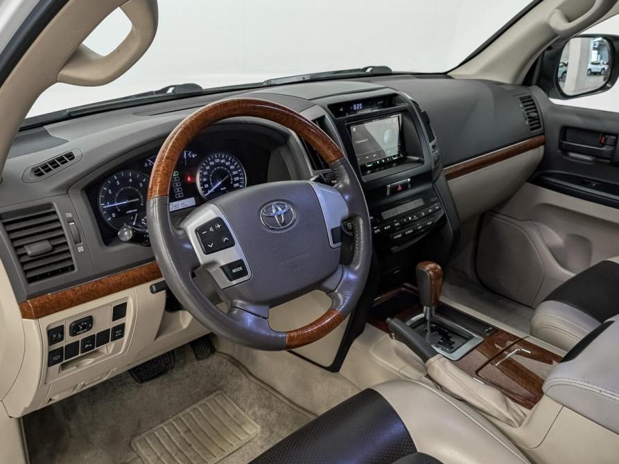 Toyota Land Cruiser 200 Series Рестайлинг 1 Москва  - изображение 15
