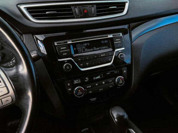 Nissan Qashqai II с пробегом 2017 года, цена 1 635 000 рублей, 165713 км, внедорожник, Автокод Объявления
