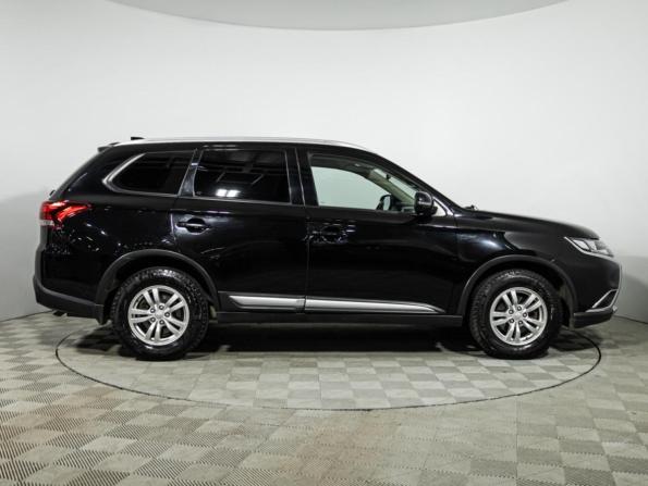 Mitsubishi Outlander III Рестайлинг 2 с пробегом 2017 года, цена 1 829 898 рублей, 125718 км, внедорожник, Автокод Объявления