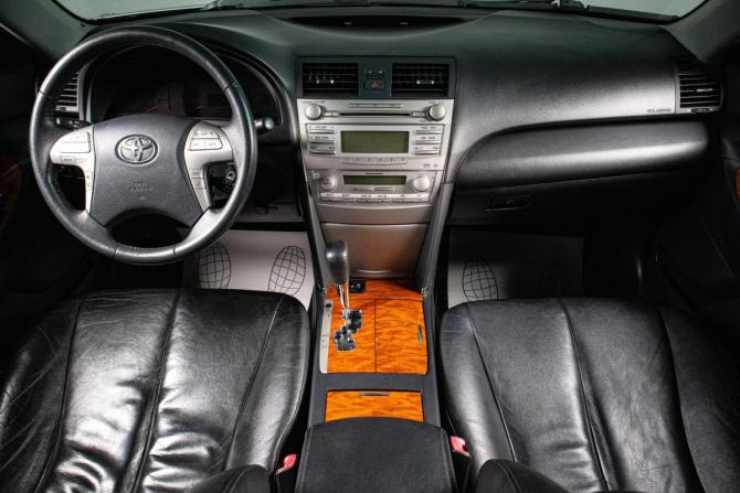 Toyota Camry VI (XV40) Рестайлинг с пробегом 2011 года, цена 1 919 000 рублей, 147629 км, седан, Автокод Объявления