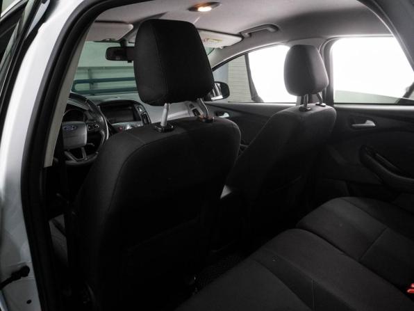 Ford Focus III Рестайлинг с пробегом 2017 года, цена 1 069 000 рублей, 120945 км, хэтчбек, Автокод Объявления